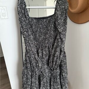 Dynamite Black and White Puff Sleeve Sundress